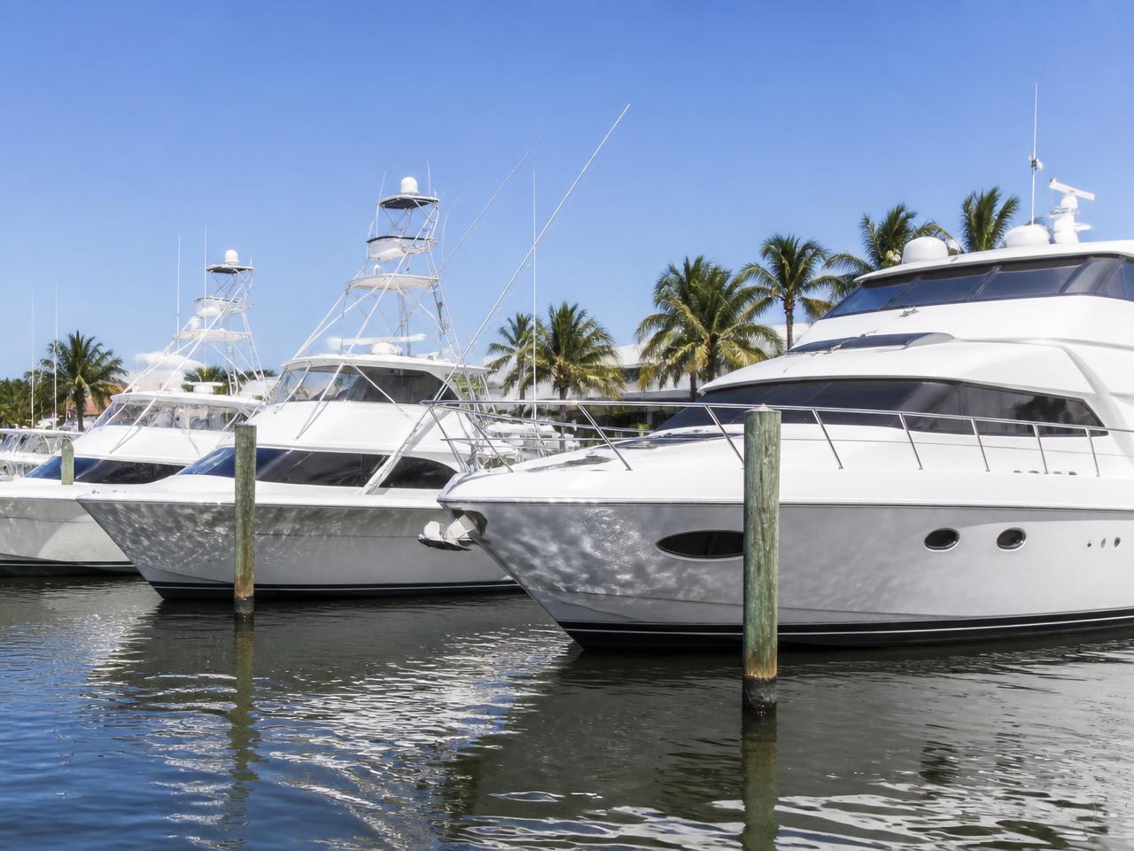 Commercial Marine cleaning and appearance management in South Florida